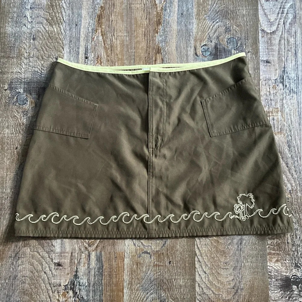 Powder Room | Mini Skirt